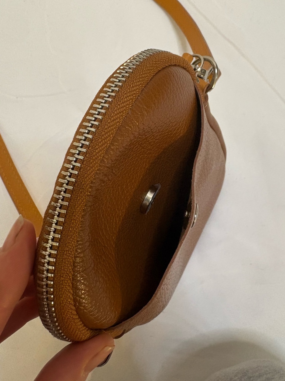 Davina Firenze Pebbled Leather Sachet Purse Crossbody - Picture 4 of 15